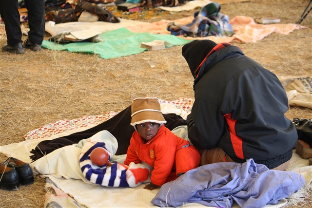 Mother and child at RRW Convention, Zimbabwe